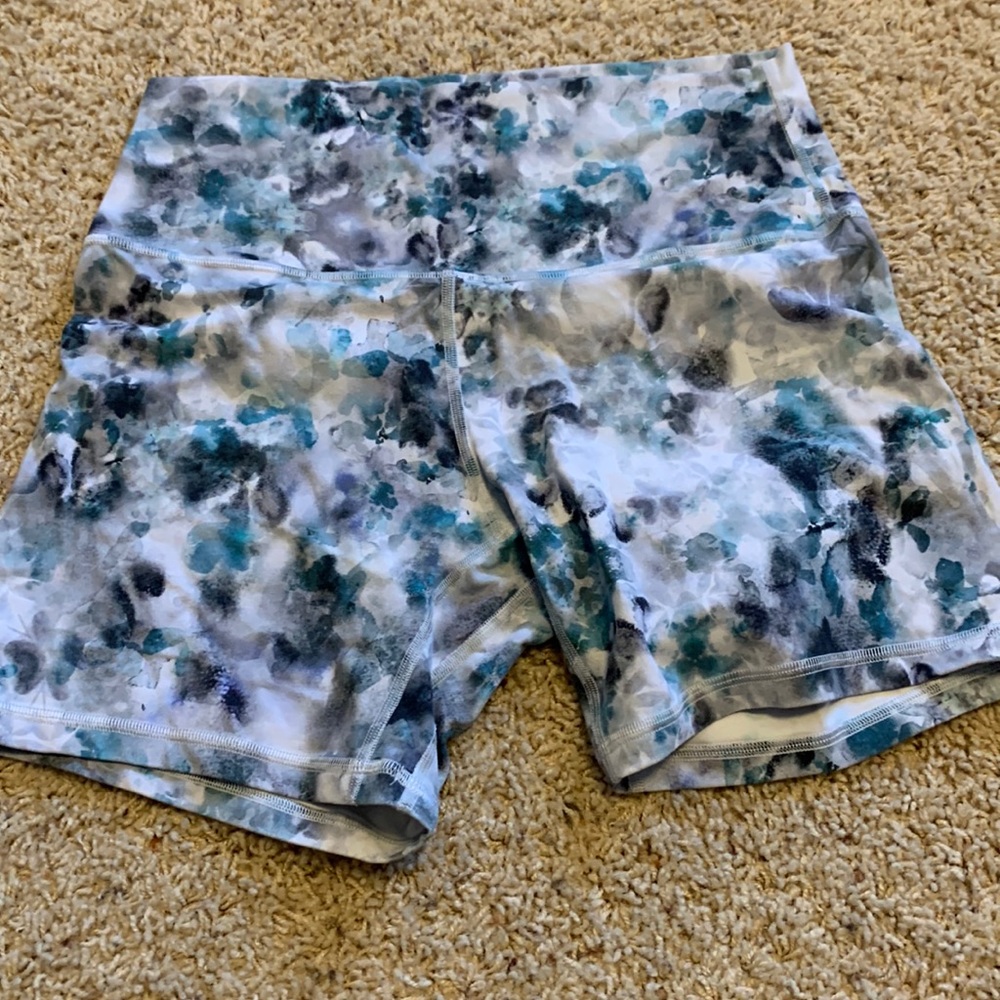 Lululemon align shorts